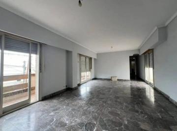 UGX-UGX-2_2 · Departamento en Venta C/ Cochera en Ramos Mejía
