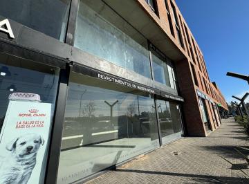 Local comercial · 50m² · 1 Cochera · Local en Venta en Club Bamboo, Pilar, G. B. a. Zona Norte