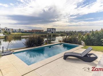 Casa · 295m² · 7 Ambientes · 2 Cocheras · Venta Casa Premium con Vista Abierta a Espejo de Agua, Barrio Ceibos, Puertos, Escobar