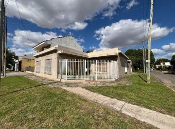 UGX-UGX-20_2 · Casa en Venta en Villa Luzuriaga