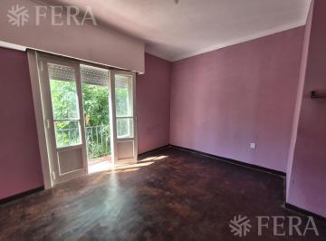 Departamento · 50m² · 3 Ambientes · Venta PH 3 Ambientes con Patio en Avellaneda