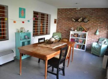 UGX-UGX-31_2 · Casa en Venta en Ramos Mejía