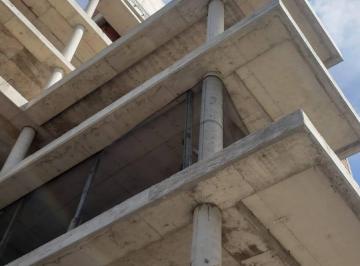 Edificio · 430m² · 4 Cocheras · Edificio de Oficinas en Venta S/ Av Constitución