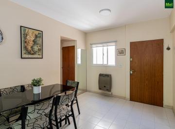 Departamento · 44m² · 2 Ambientes · 1 Cochera · 2 Ambientes - Almagro - Venta