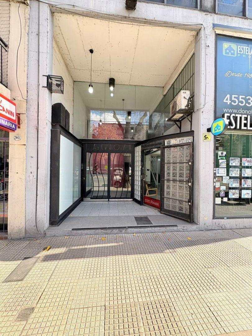 AV. FEDERICO LACROZE 2911. Entre Conesa y Zapiola, Colegiales, Capital Federal