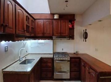 PH · 99m² · 4 Ambientes · 1 Cochera · PH Al Frente con Patio, Jardin y Cochera Impecable