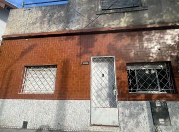 PH de 3 ambientes, Lomas de Zamora · PH en Venta en Banfield