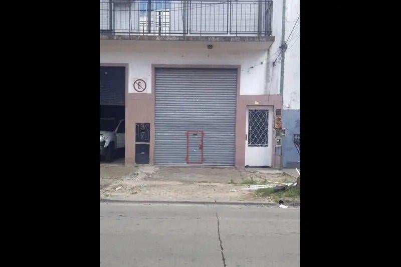 Tejedor, Carlos 5200,  Tres de Febrero, GBA Oeste