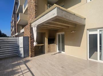 Departamento · 150m² · 6 Ambientes · 1 Cochera · Departamento 4 Dorm. con Jardin