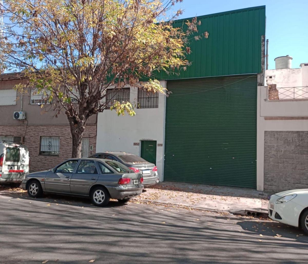 Monte 5700, Mataderos, Capital Federal