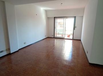 Departamento de 4 ambientes, Lanús · Lanús Este – Venta Departamento 4 Amb – Chochera y Baulera!