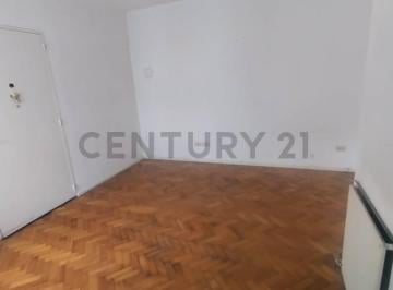 Departamento · 33m² · 2 Ambientes · Alquiler 2amb Piso Alto - Palermo Bv Charcas