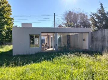 Casa · 115m² · 3 Ambientes · Casa en Venta a Terminar en City Bell