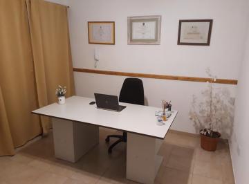 Oficina comercial · 45m² · 3 Ambientes · Oficina en Alquiler San Martín de Los Andes Centro