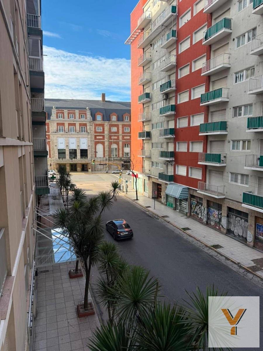 Avenida Colón e/ Lamadrid y Arenales