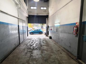 Local comercial · 223m² · 10 Cocheras · Local - Deposito - Galpón - en Alquiler - Saavedra - Sin Expensas