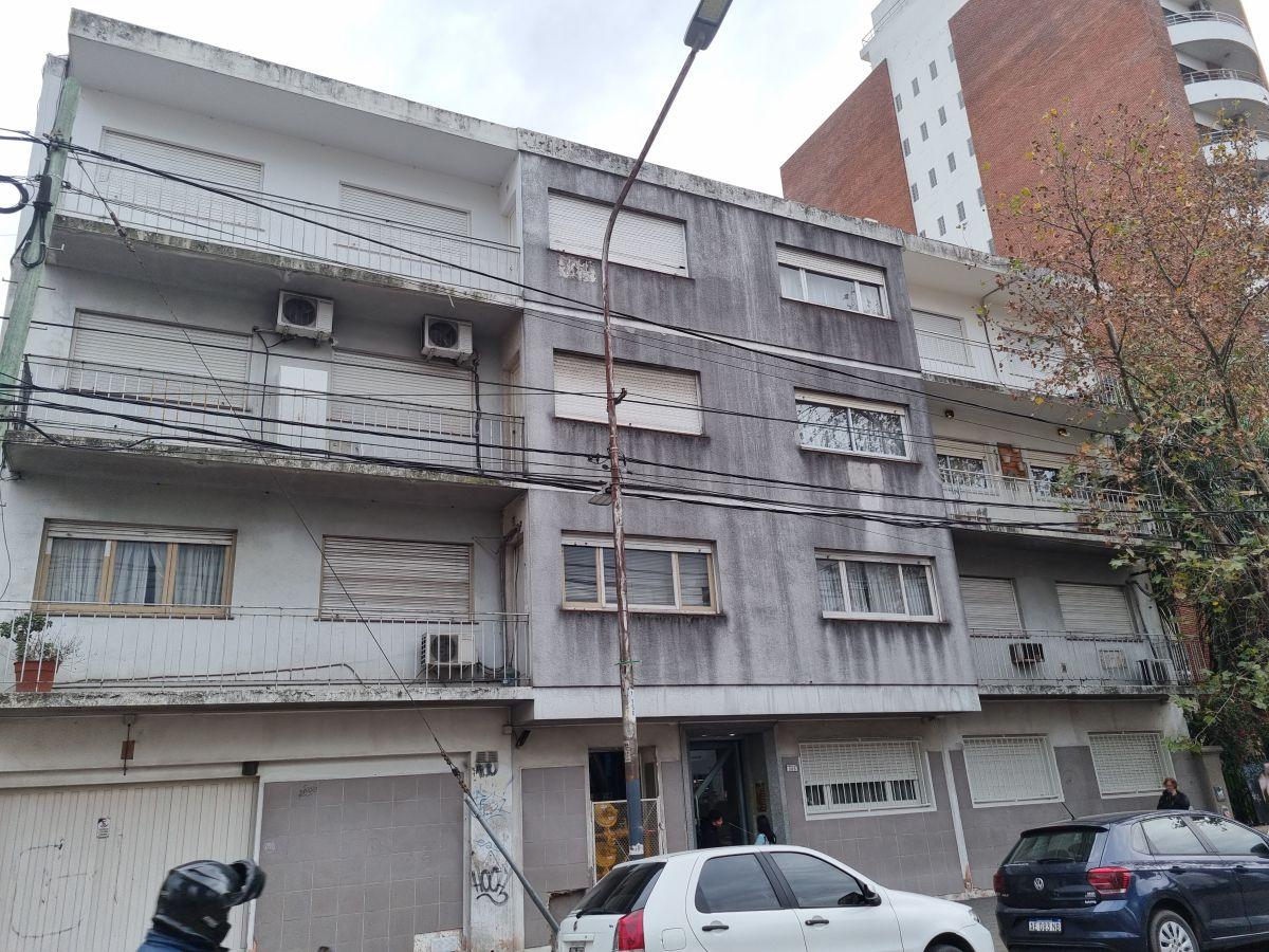 Leandro N. Alem 355