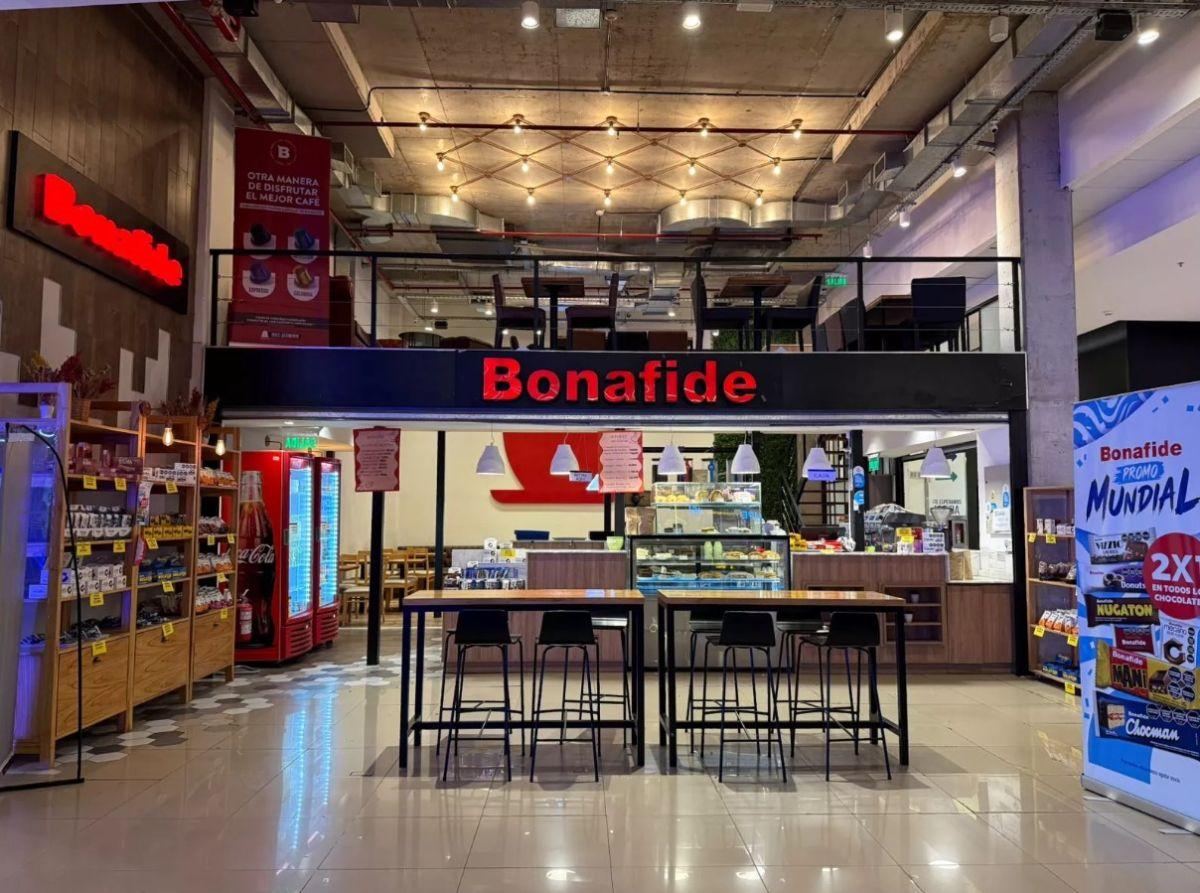 Tortugas Open Mall,  Tortuguitas, Malvinas Argentinas