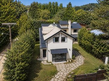 Casa · 260m² · 5 Ambientes · 1 Cochera · Dos Casas Anexas Ingreso y Lote Propio Pioneros Km 7