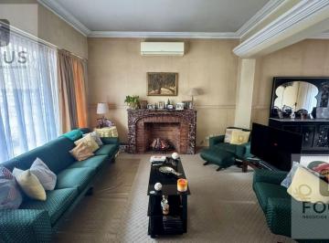 Casa · 298m² · 6 Ambientes · 1 Cochera · Venta Casa 6 Amb Florida