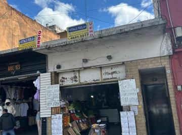 Local comercial · 54m² · Local en Liniers en Centro Comercial con Espacio Aereo Libre
