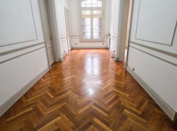 Departamento · 231m² · 6 Ambientes · Piso Completo 231 m² | Entrada Independiente | Apto Profesional