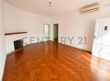 PH · 80m² · 3 Ambientes · Alquiler PH 3 Ambientes en Vicente Lopez