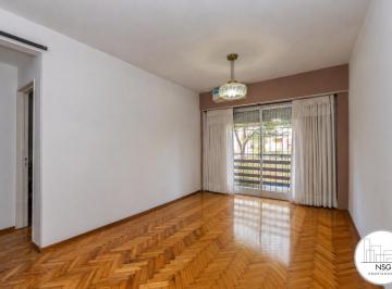 Departamento · 78m² · 4 Ambientes · Amplio 4 Ambientes Al Frente con Balcón Corrido y Patio – 83 m² Totales