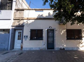 Casa · 90m² · 5 Ambientes · Venta Casa 2 Dorm. Patio y Terraza. Garay 2037 a m de Oroño