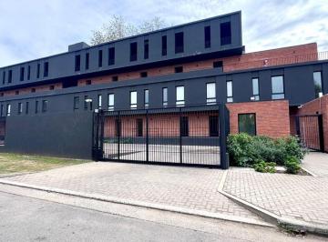 Departamento · 66m² · 3 Ambientes · 1 Cochera · Dúplex en Venta en Complejo Up Pilar