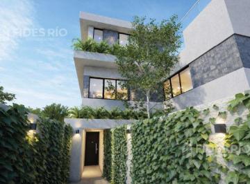 Casa · 156m² · 5 Ambientes · Casa en Nuestra Señora de Lourdes