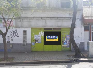 Local comercial · 440m² · Local Comercial en Liniers con Vivienda y Deposito