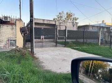 Casa de 2 ambientes, Almirante Brown · Venta de Inmueble por Cesión de Derechos o Boleto Compra Venta