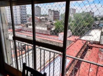 Departamento · 60m² · 3 Ambientes · Venta Depto 3 Amb en Liniers - Contrafrente Apto Crédito!