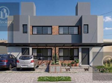 Casa · 114m² · 6 Ambientes · 2 Cocheras · Casa en Rincones de Manantiales
