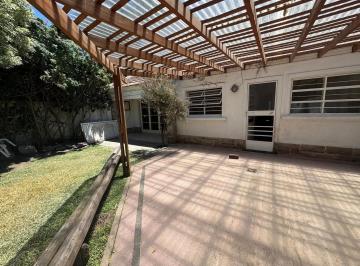 Casa · 280m² · 5 Ambientes · 2 Cocheras · Casa en Alquiler 5 Ambientes Acassuso