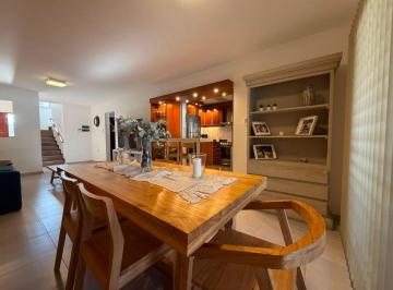 Casa de 5 ambientes, Córdoba · Duplex en Venta de 3 Dorm. en El Refugio