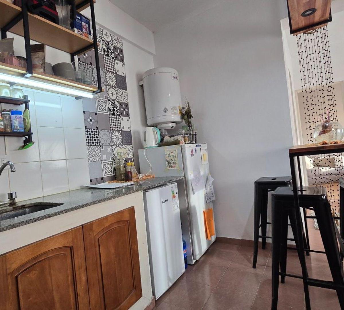 38 Esquina 136 - Torre 4 2000