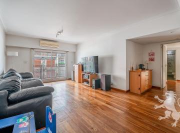 Departamento · 141m² · 4 Ambientes · 1 Cochera · Luminoso Departamento Refaccionado - Venta - 4 Ambientes - Cochera Fija - Villa Urquiza