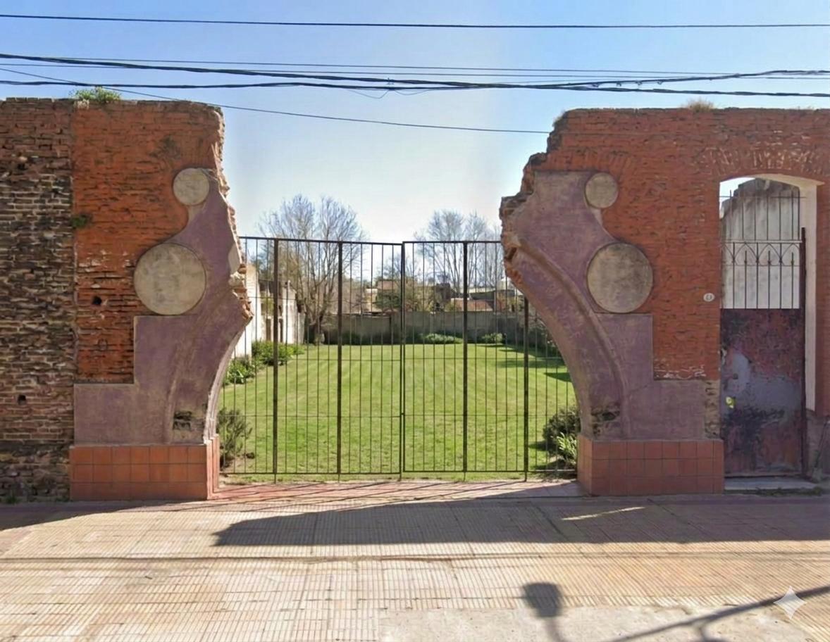 Avenida General Paz 283, Las Flores, Las Flores