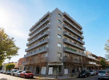 Departamento de 2 ambientes, Avellaneda · Departamento 2 Ambientes Al Frente en Alquiler - Boulevard de Los Italianos 99 - Villa Dominico