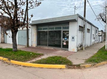 Local comercial · 220m² · 1 Cochera · Alquiler / Local / Casa 2 Dorm. / Angelica