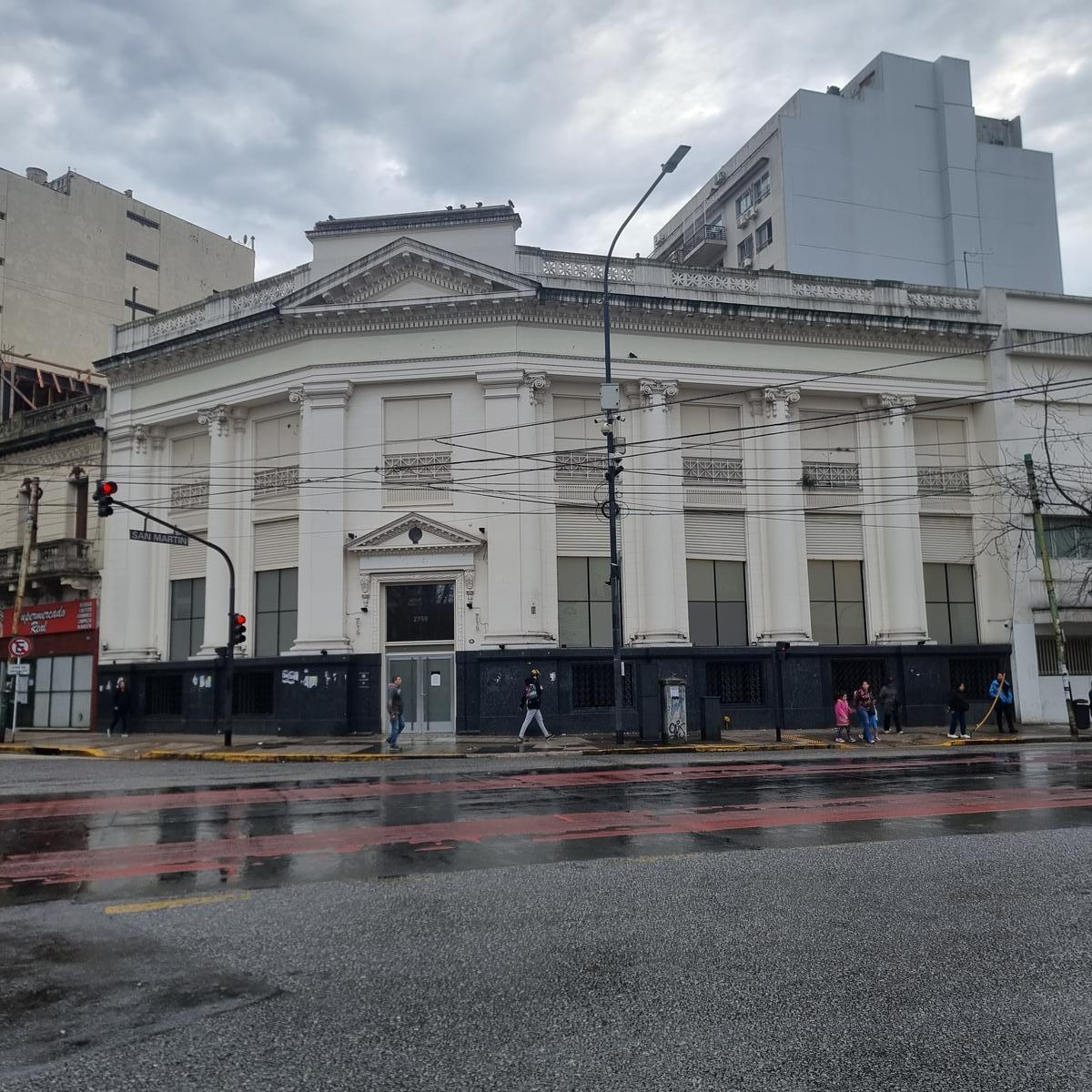 Av. San Martin al 2700,  La Paternal, Capital Federal