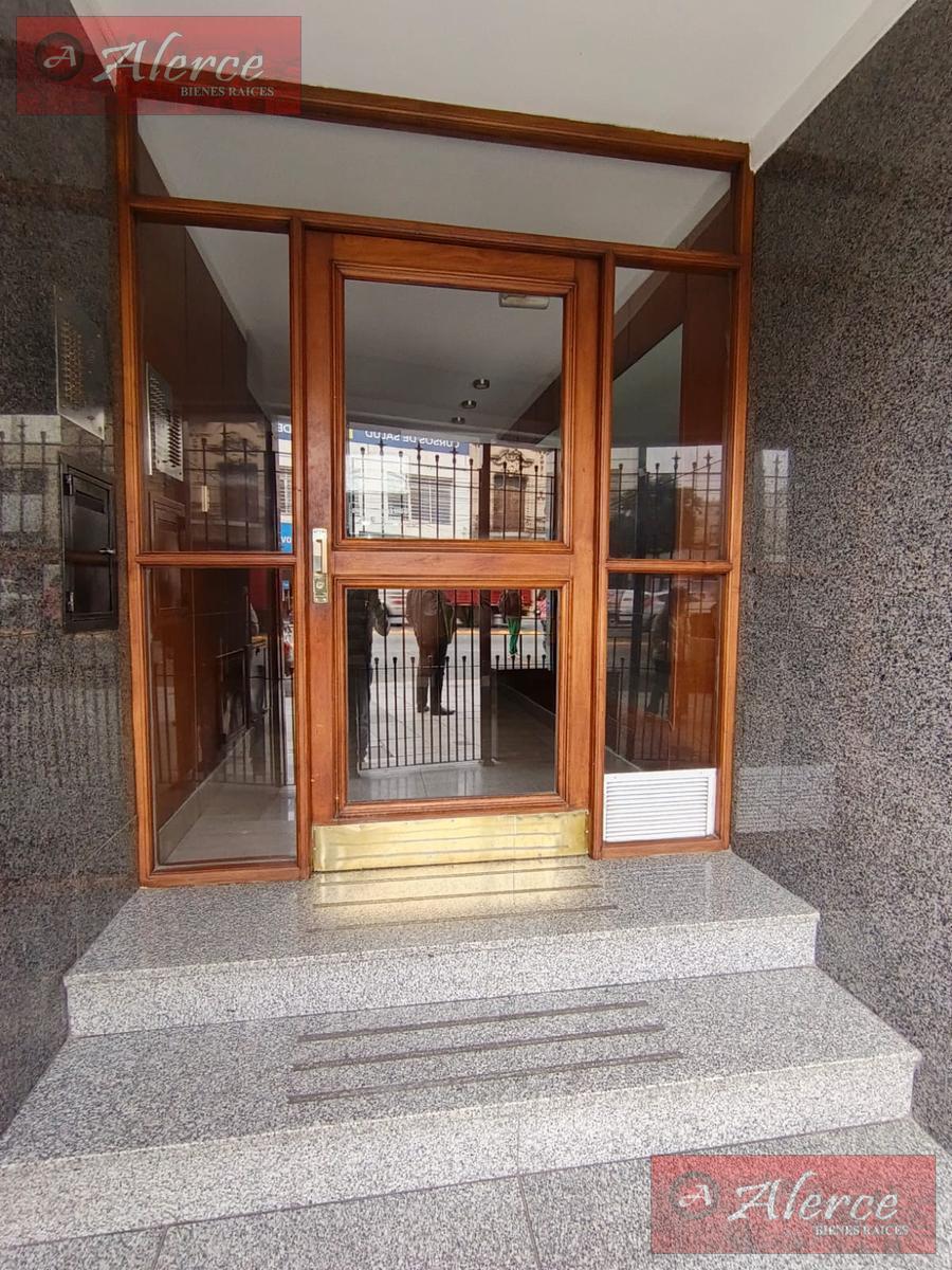 Mitre 475 Piso 12