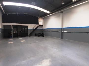 Local comercial · 181m² · 10 Cocheras · Local / Galpón / Depósito en Alquiler en Villa Pueyrredón
