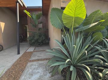 Frente · Casa 3 Dorm. a Estrenar con Pileta | Planta Baja | Alto Verde 2, Yerba Buena