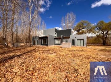 Casa de 10 ambientes, Uspallata · Casa en Venta en Uspallata