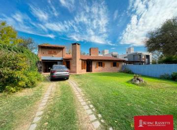 Foto · Villa Warcalde (Av Eguía Zenon 10363) - Venta Casa 4 Dorm.