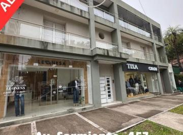 Departamento · 1m² · 3 Ambientes · Alquiler de Deparamento de 2 Dorm. en Av Sarmiento 457