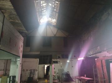 Local comercial · 650m² · 1 Ambiente · Local C 12 m de Frente a Refaccionar 600 m² Cubierto en Planta Baja